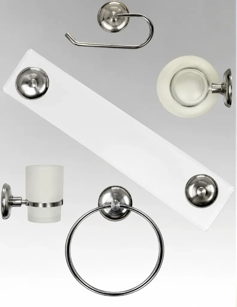 [244] Ensemble de 6 accessoires de salle de bain aspect chrome avec miroir et porte-serviettes